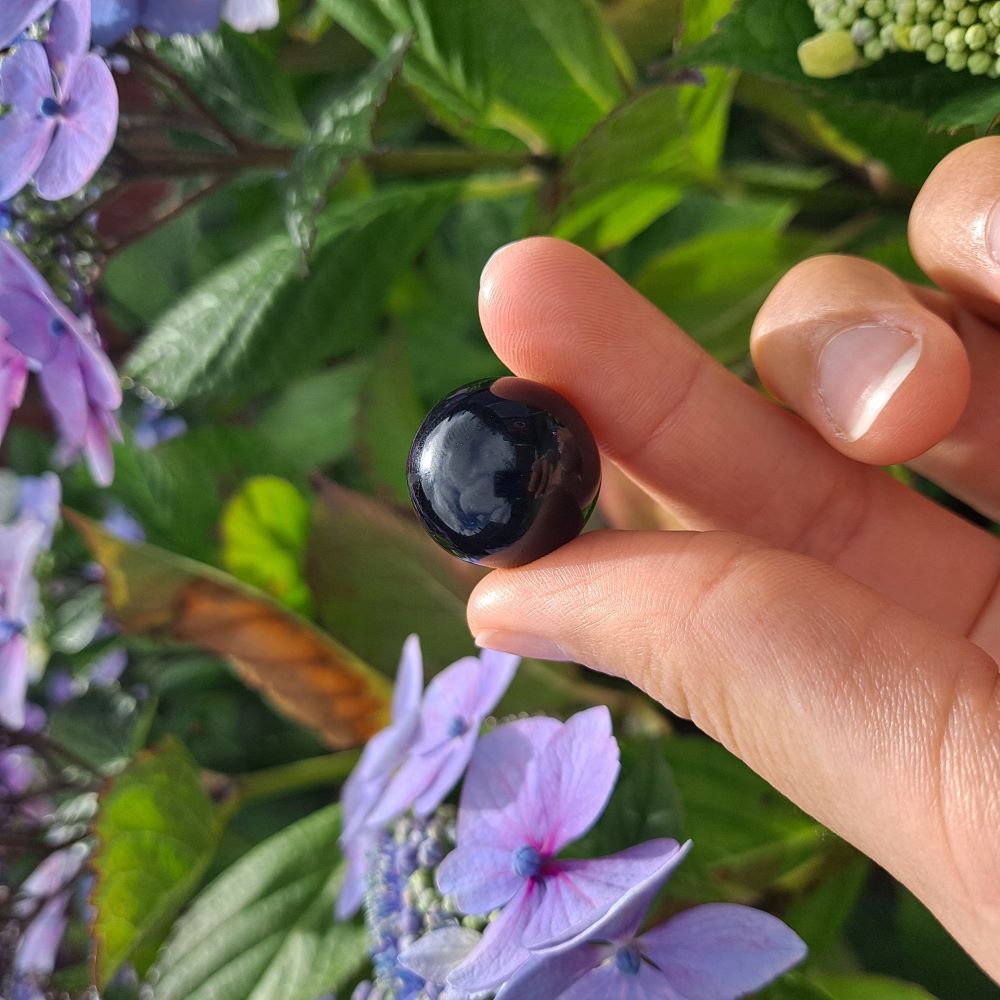 Black store obsidian crystals