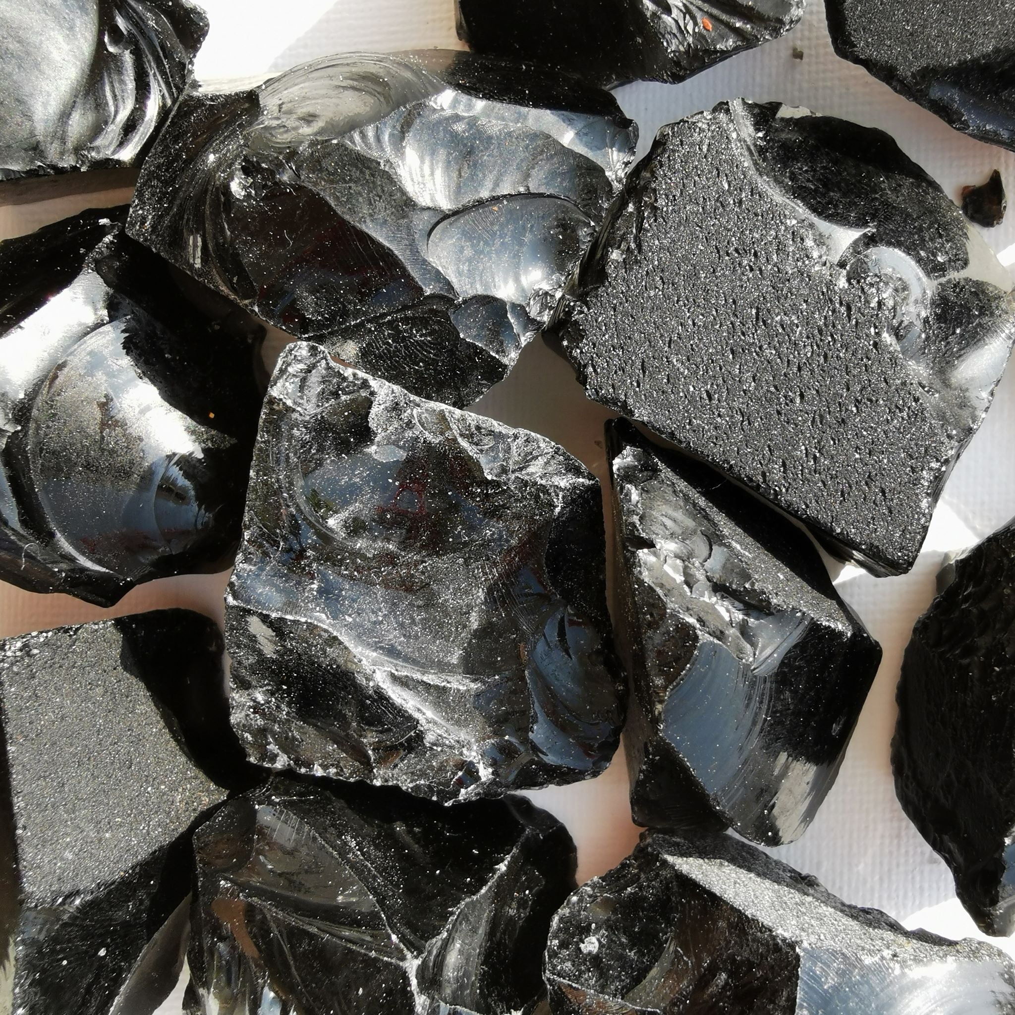 Exploring the Mystical Black Obsidian: Meaning, Healing Properties, an ...