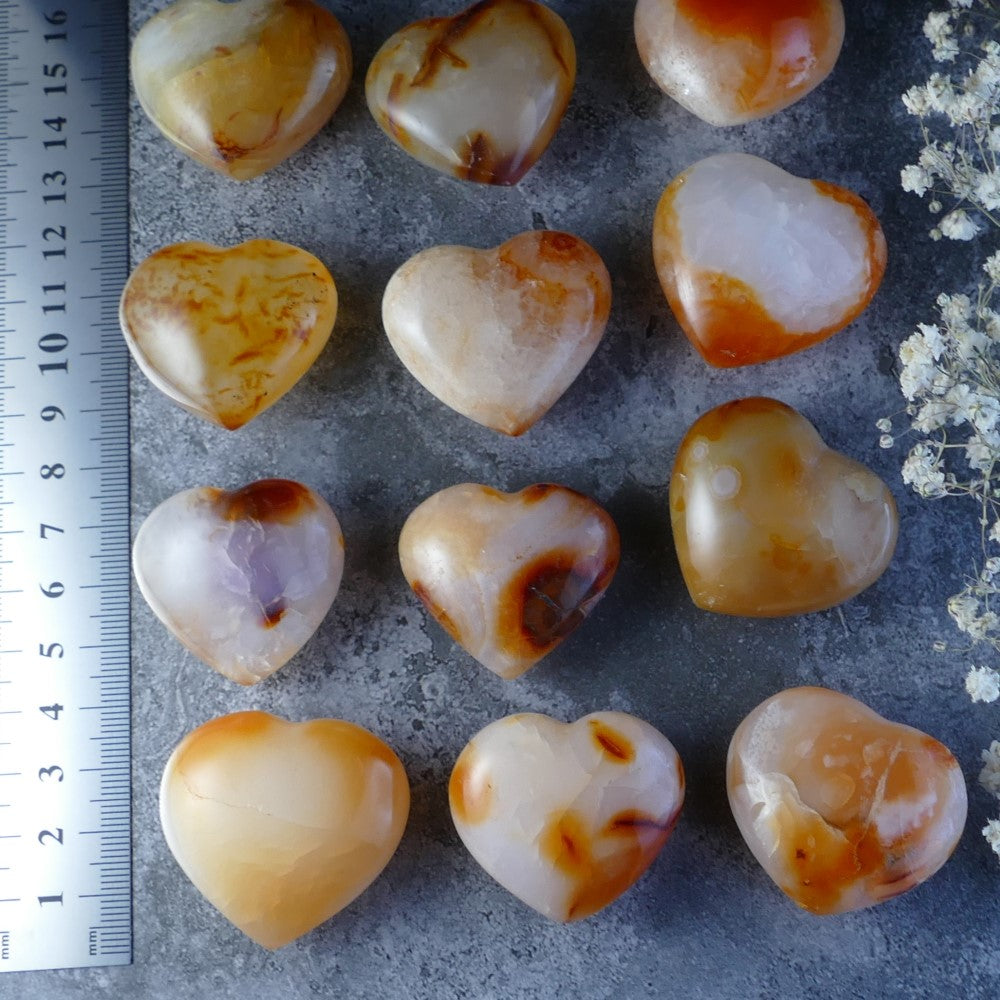 Dumi's Crystals - Carnelian Puffy Hearts (3.5-4cm, 20-30g) - Ancient Energy, Modern Wellness! Polished Carnelian hearts promote vitality. Perfect for your pocket or crystal grid. 