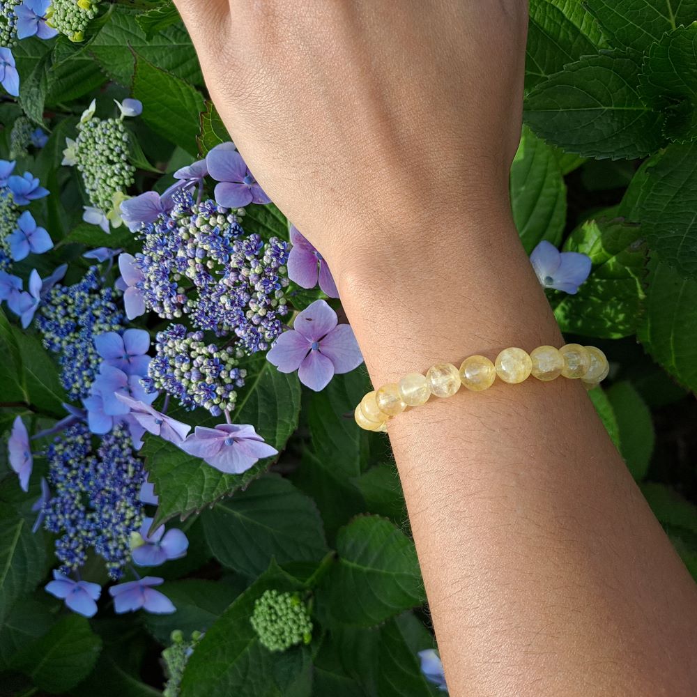 Dumi's Crystals Citrine Bracelet 7inch for Abundance & Positivity. Sunny yellow gemstone bracelet attracts success, joy & creativity.