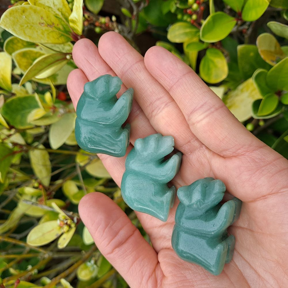 Dumi's Crystals | Green Aventurine Bear Carvings (Balance & Joy) | A collection of adorable Green Aventurine Bear Carvings, reminders of your inner strength and abundant blessings. Green Aventurine promotes prosperity, emotional balance & love. Scatter them in your home or workspace to cultivate a positive environment, welcome abundance & radiate joy. Embrace the power of Green Aventurine from Dumi's Crystals!